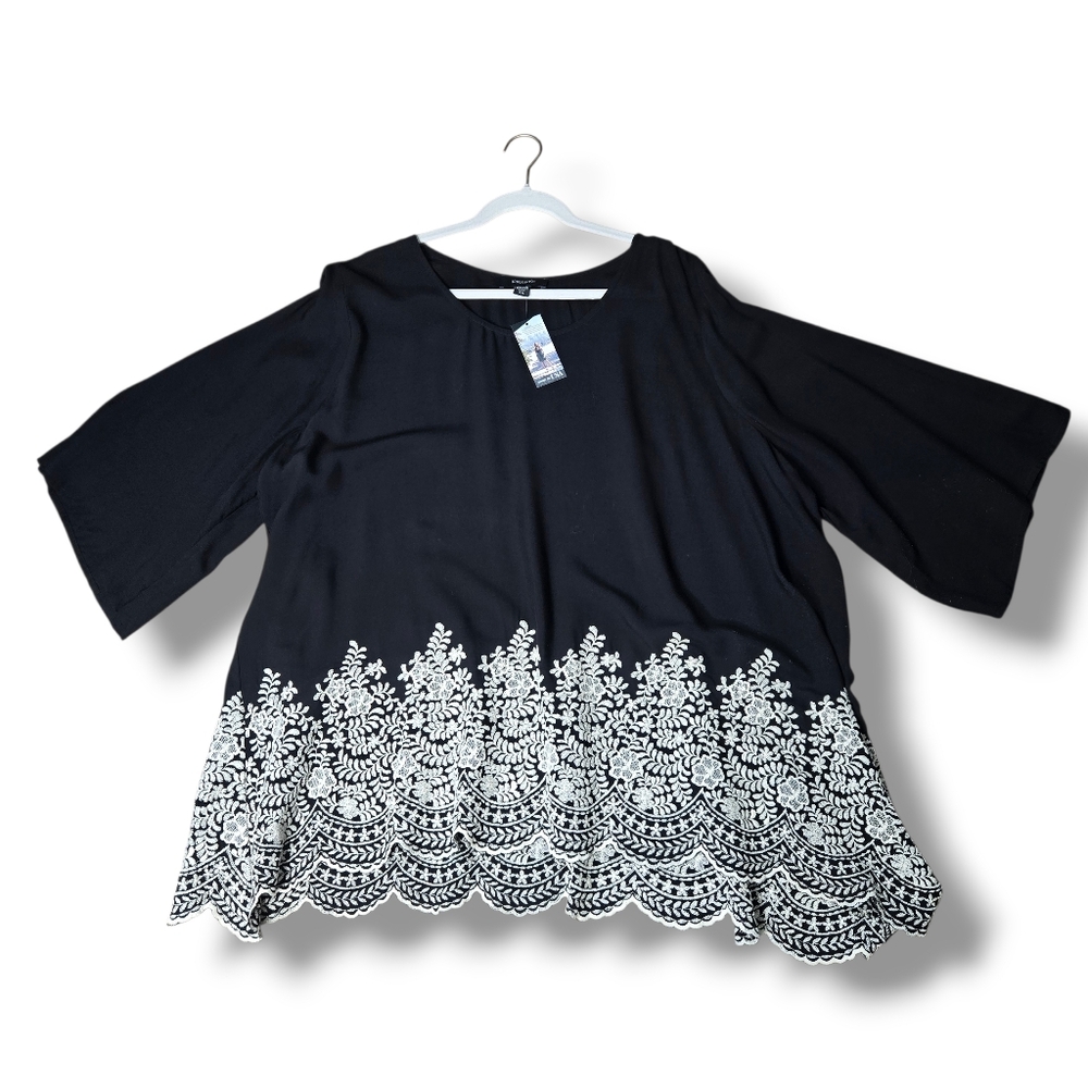 NEW Karen Kane BlackTunic Top Women's 3X Cream Embroidery Flare Sleeve - Picture 2 of 16
